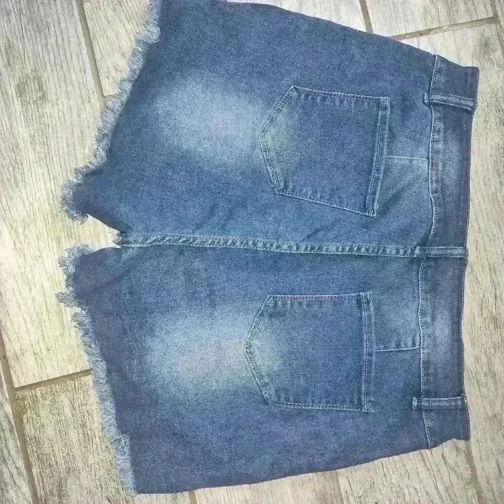 Shein Denim distressed plus size 1x shorts #280